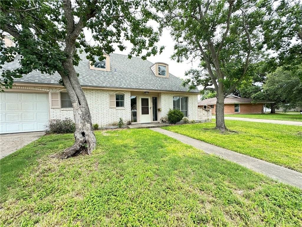 128 Fulton Pl - Photo 3 of 3