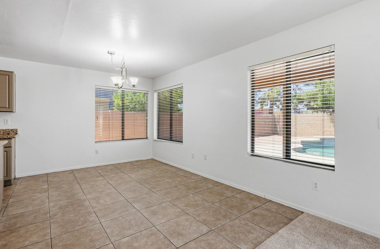 1492 N Saddle St #1 - Photo 7 of 50