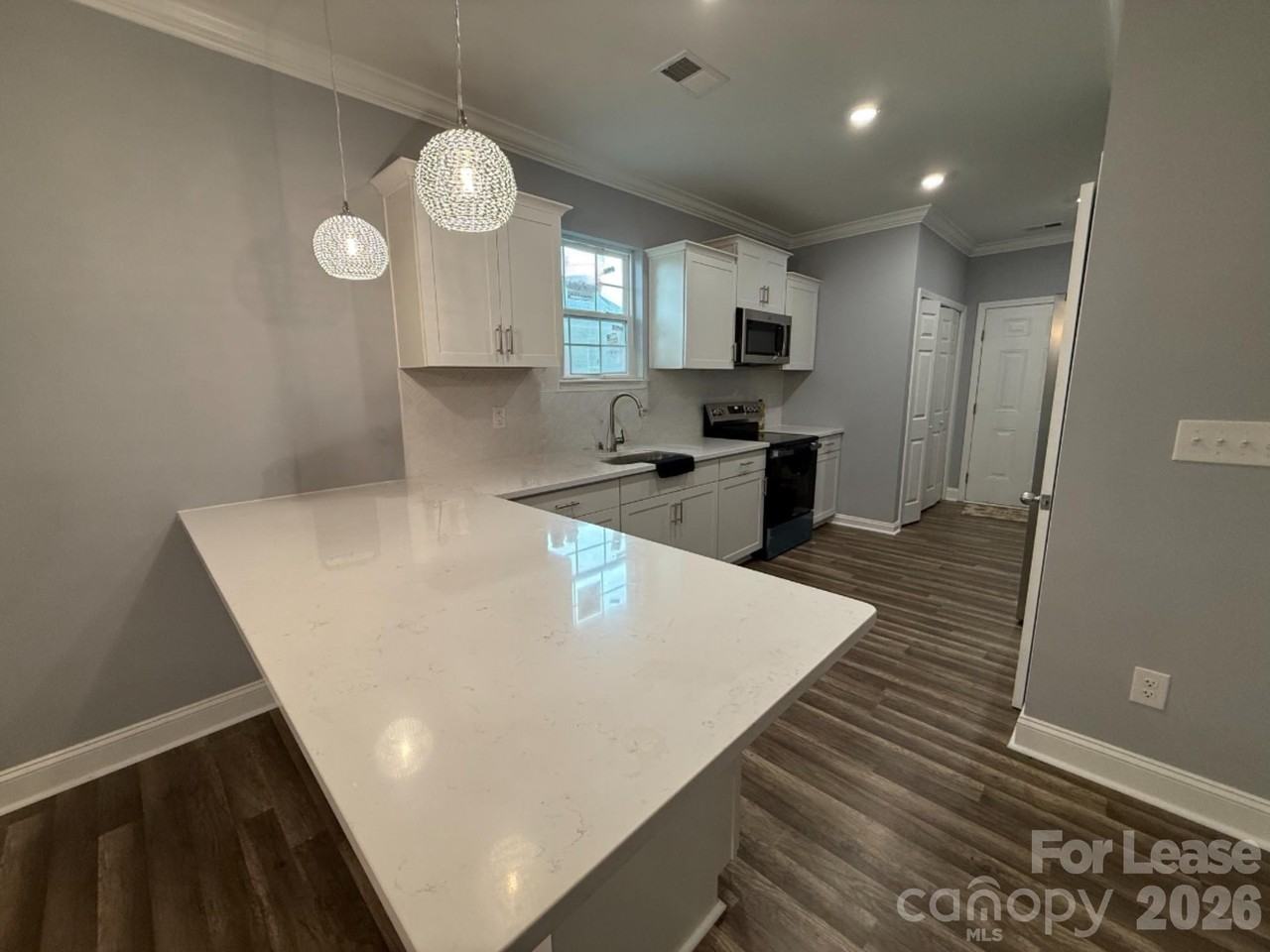 2804 Westview St - Photo 6 of 7