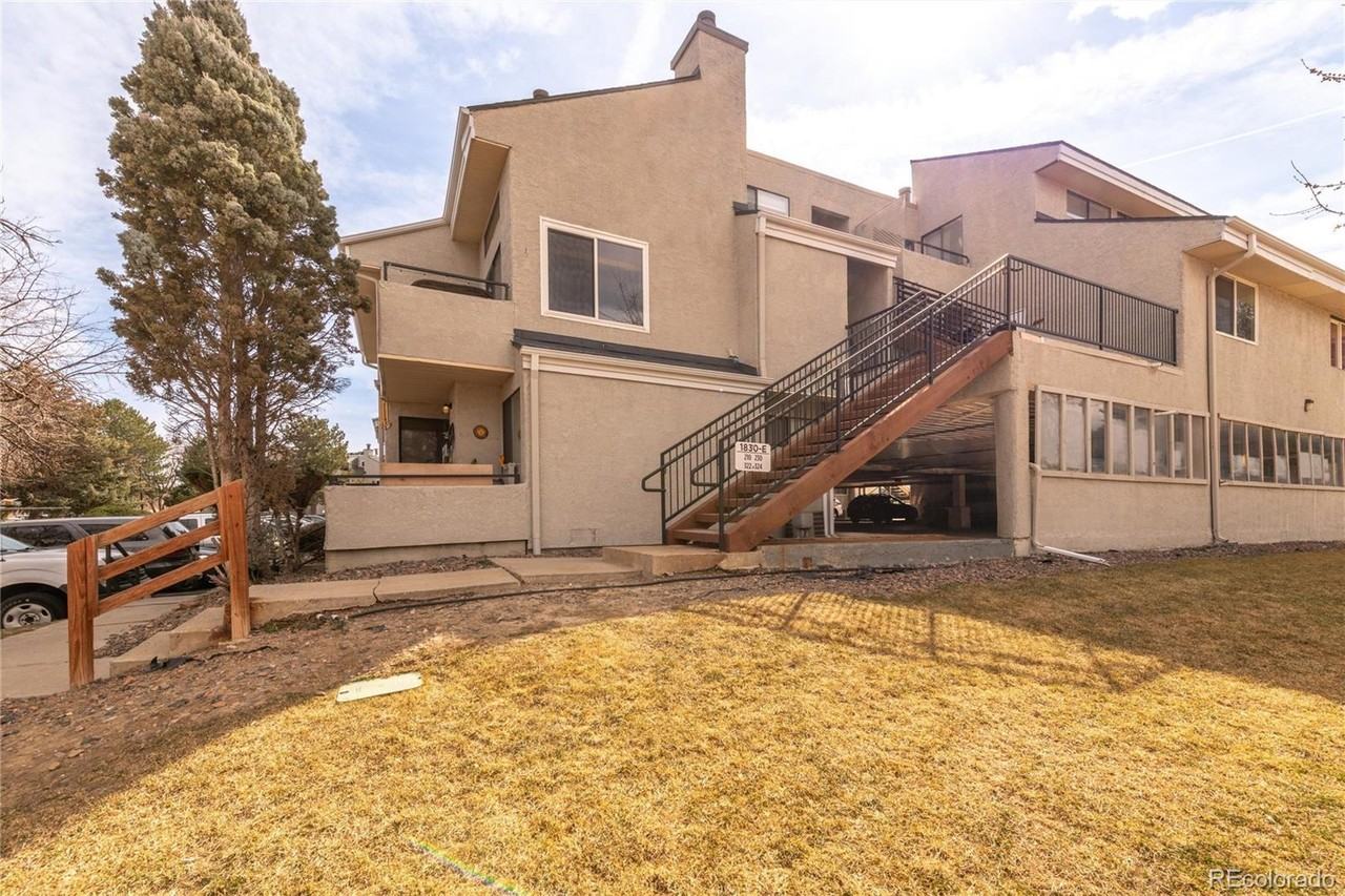 1830 NEWLAND CT - Photo 2 of 25