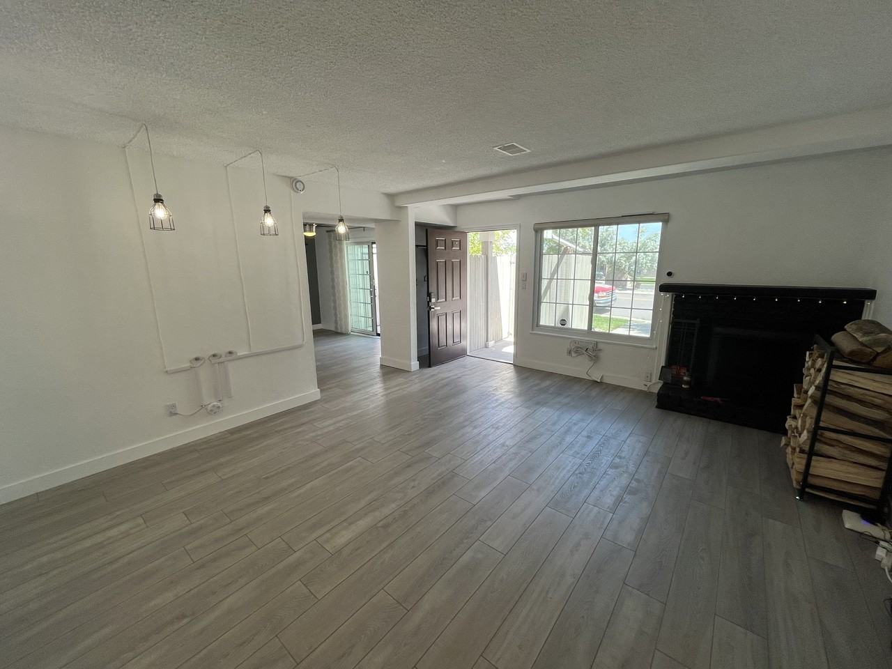 7703 W 87TH DR - Photo 3 of 21