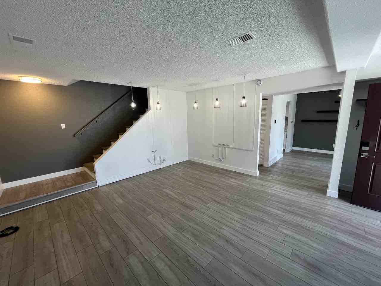 7703 W 87TH DR - Photo 5 of 21