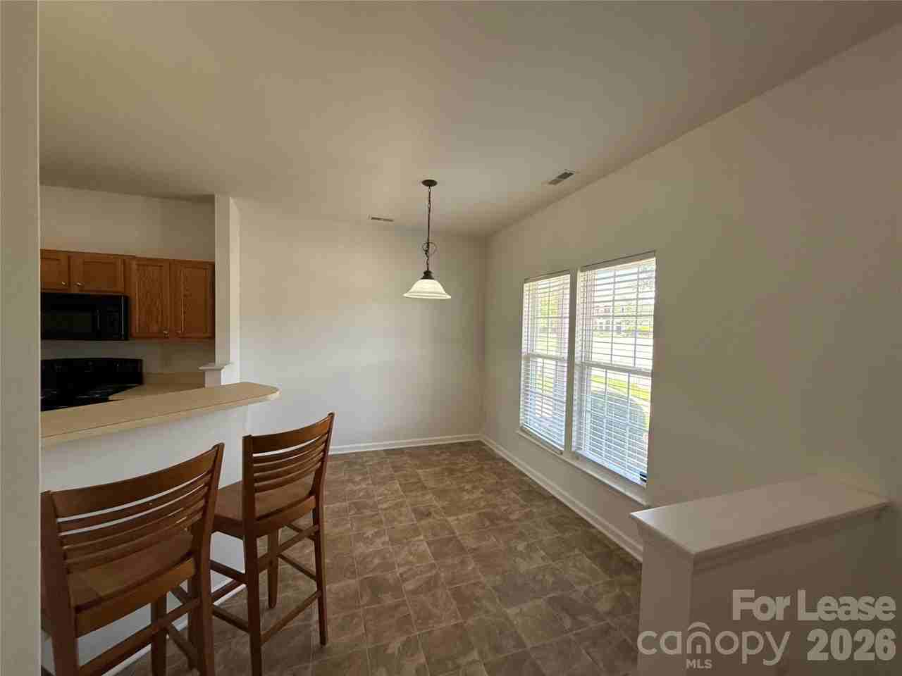 4237 Coulter Xing - Photo 2 of 17