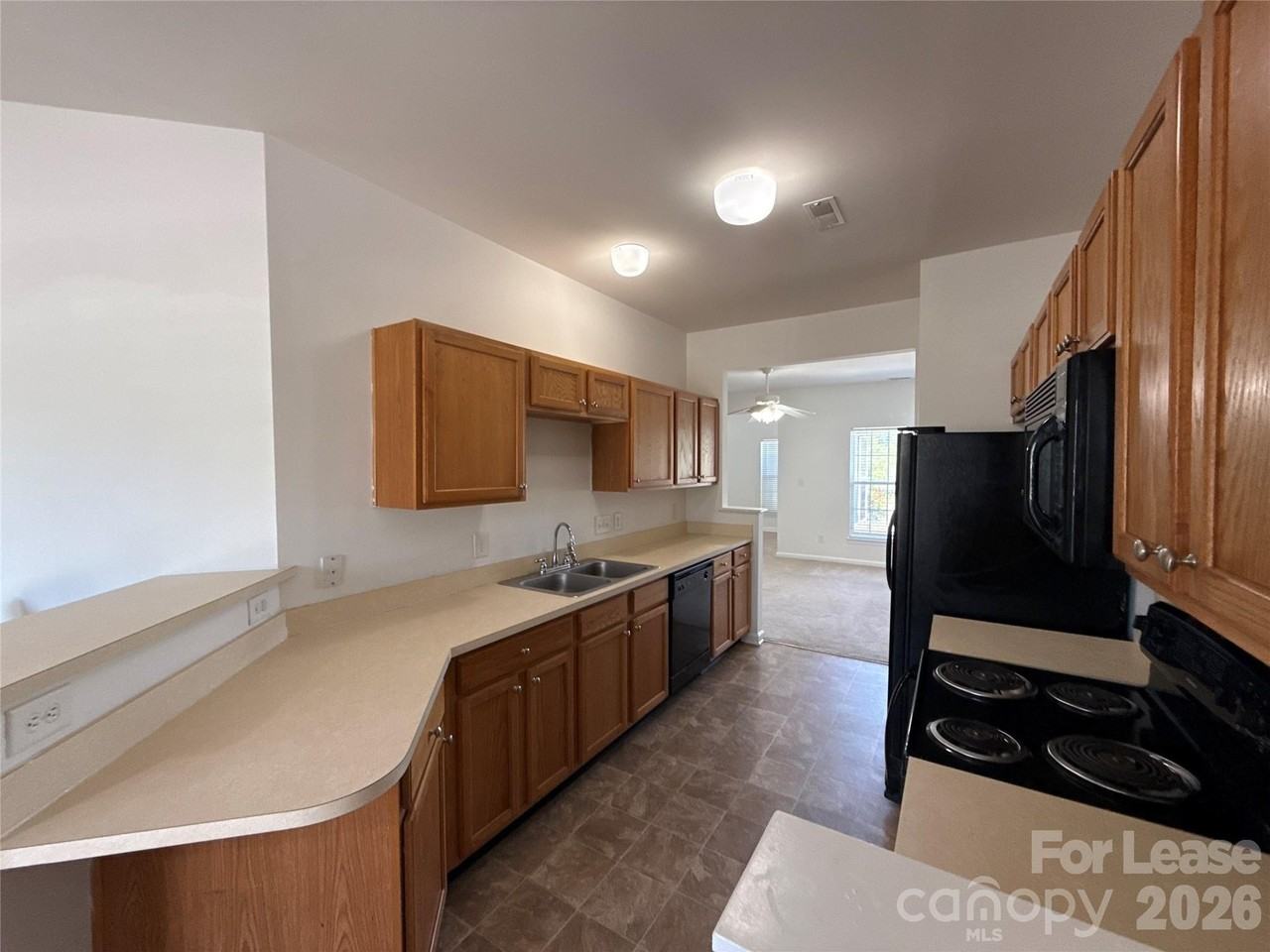 4237 Coulter Xing - Photo 5 of 17