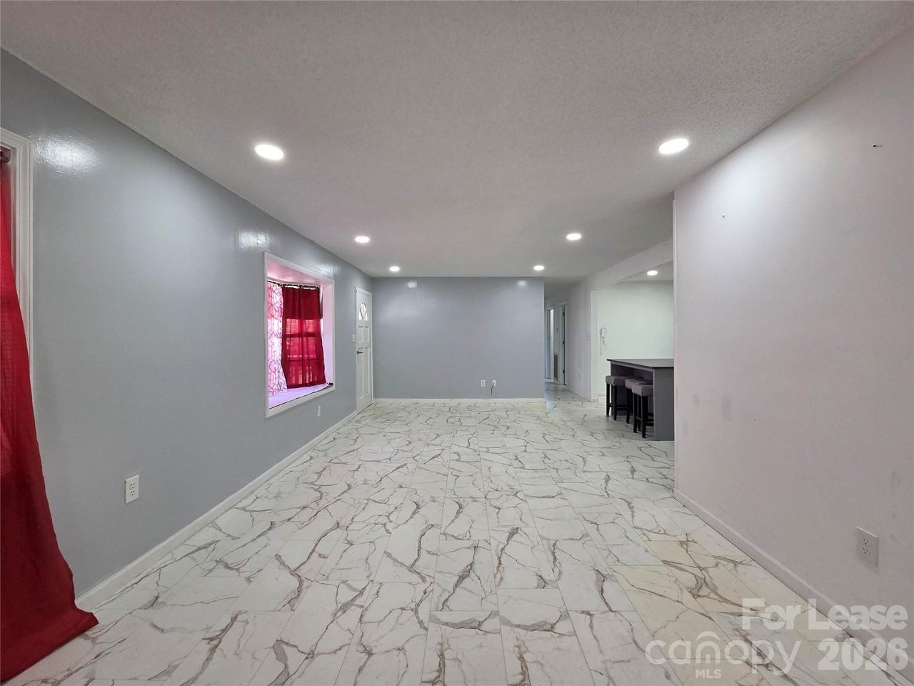 117 Oakview Dr - Photo 5 of 16