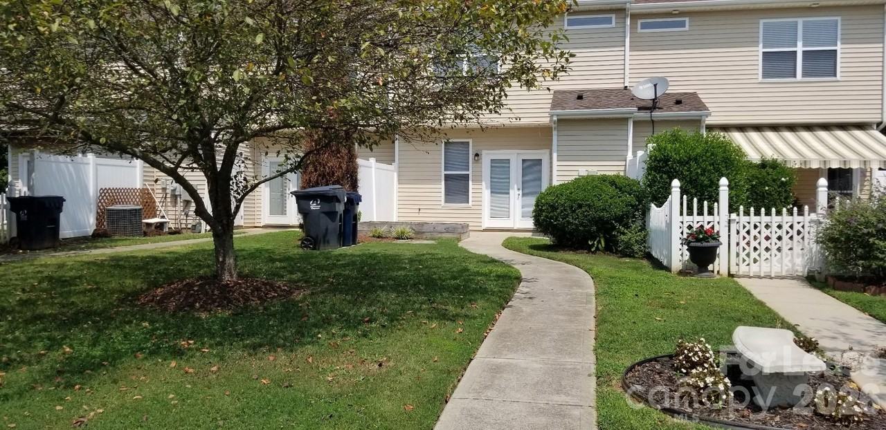 9410 Rosewood Meadow Ln - Photo 2 of 16