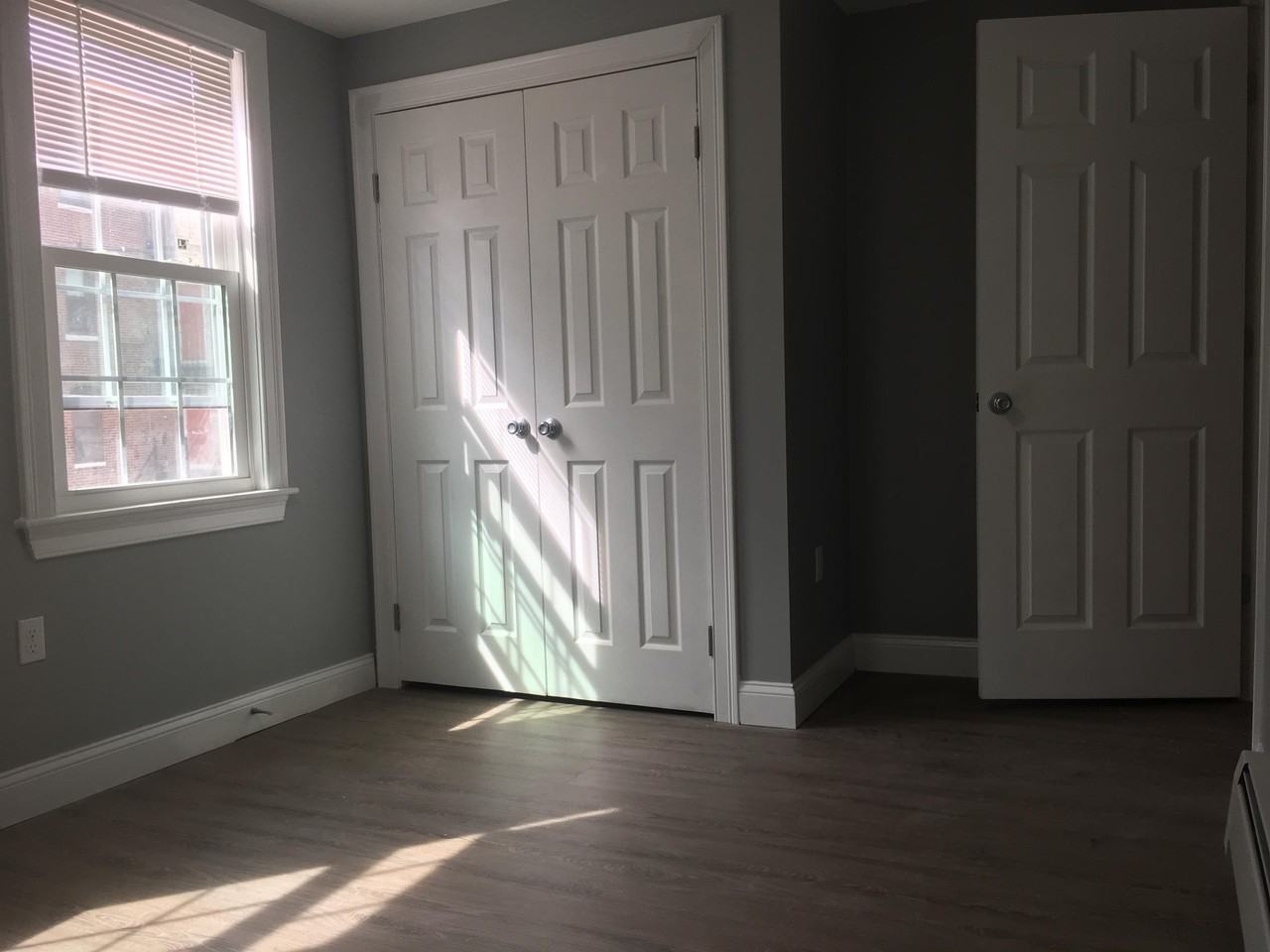 3215 Washington Street - Photo 7 of 33