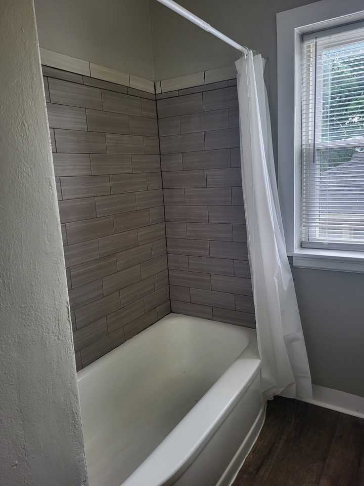 738 State St - Photo 7 of 13