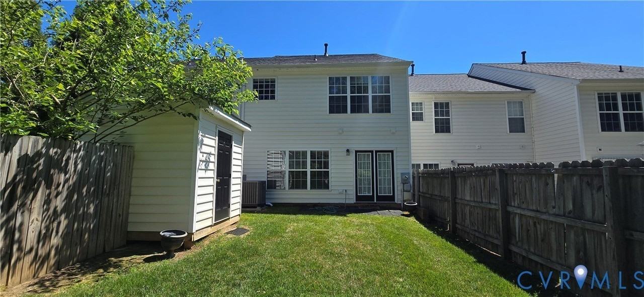 11347 Abbots Cross Ln - Photo 4 of 37