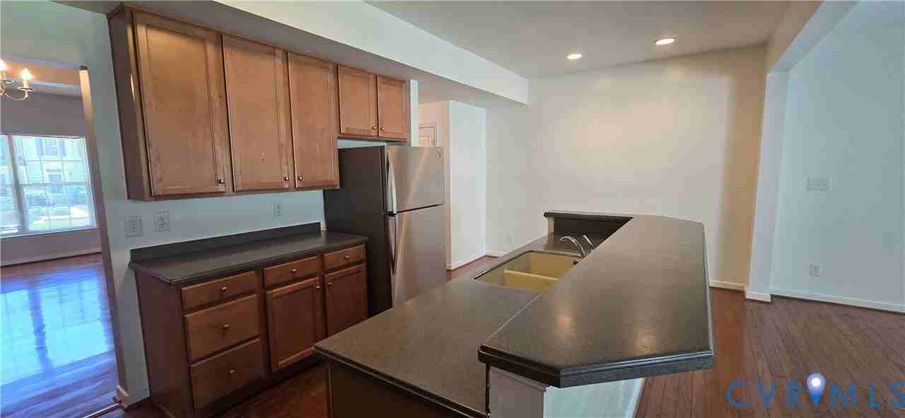 11347 Abbots Cross Ln - Photo 7 of 37
