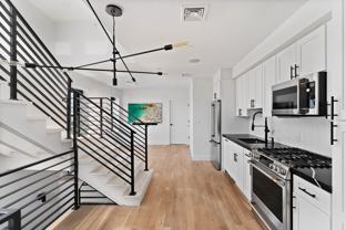 631 Saratoga St - Photo 1 of 1