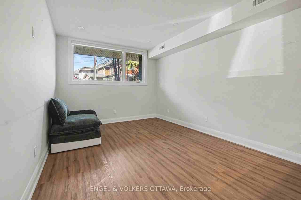 35 Monk Street 1 - Photo 3 of 13