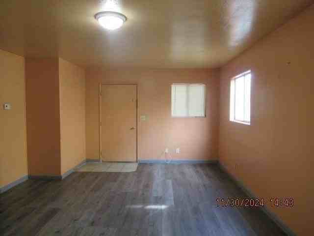 530 8th St #105 - Photo 2 of 7