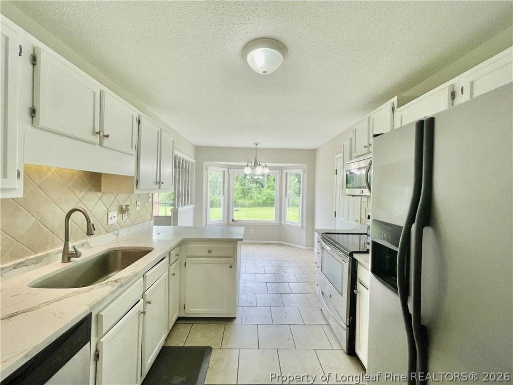 6732 Vaughn Rd - Photo 4 of 22
