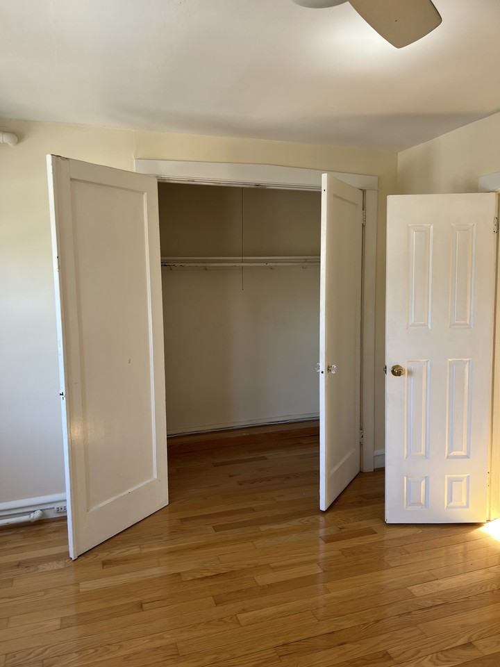 215 North Black Horse Pike - Photo 7 of 8