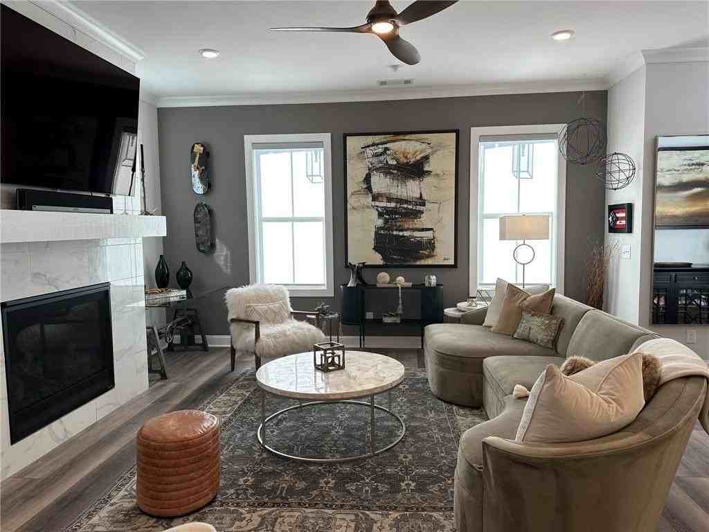 2212 Swansea Way - Photo 7 of 50