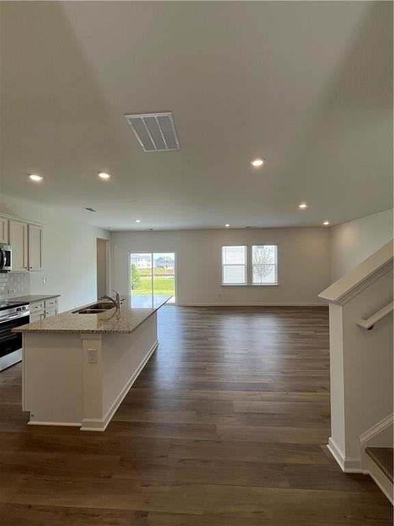 543 Madison Lakeview Dr - Photo 5 of 49