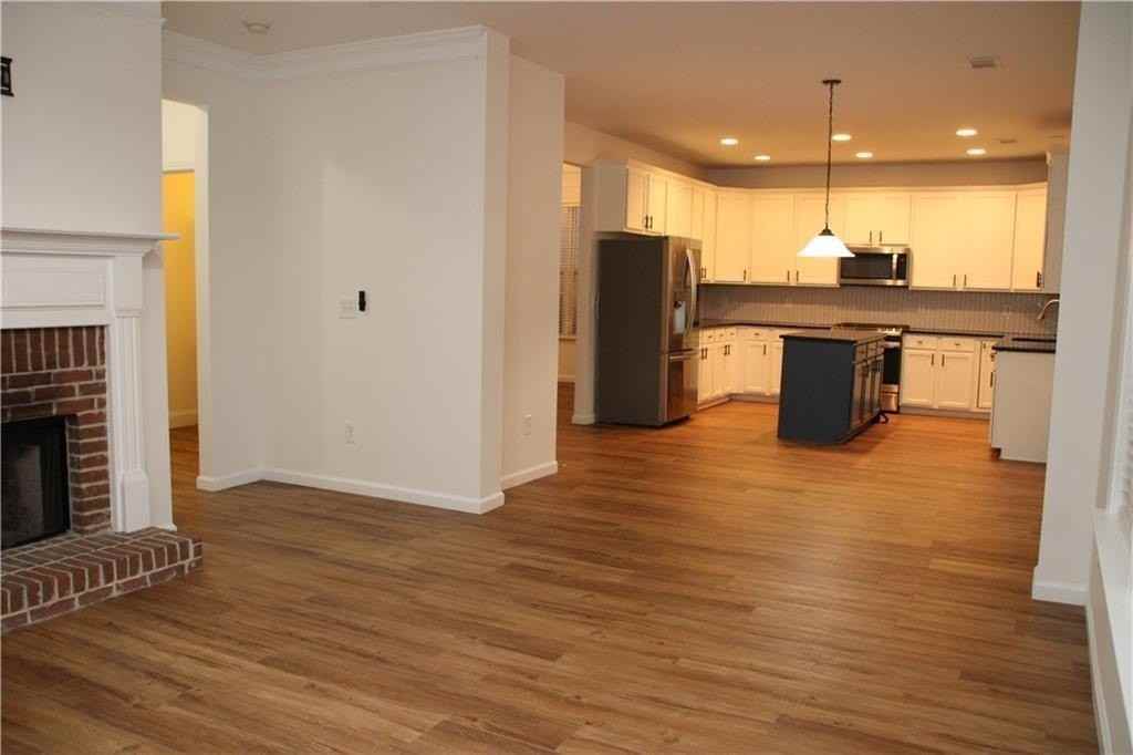 1322 Loowit Falls Way - Photo 4 of 32