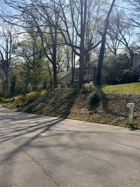1923 Thompson Ave #2 - Photo 2 of 11