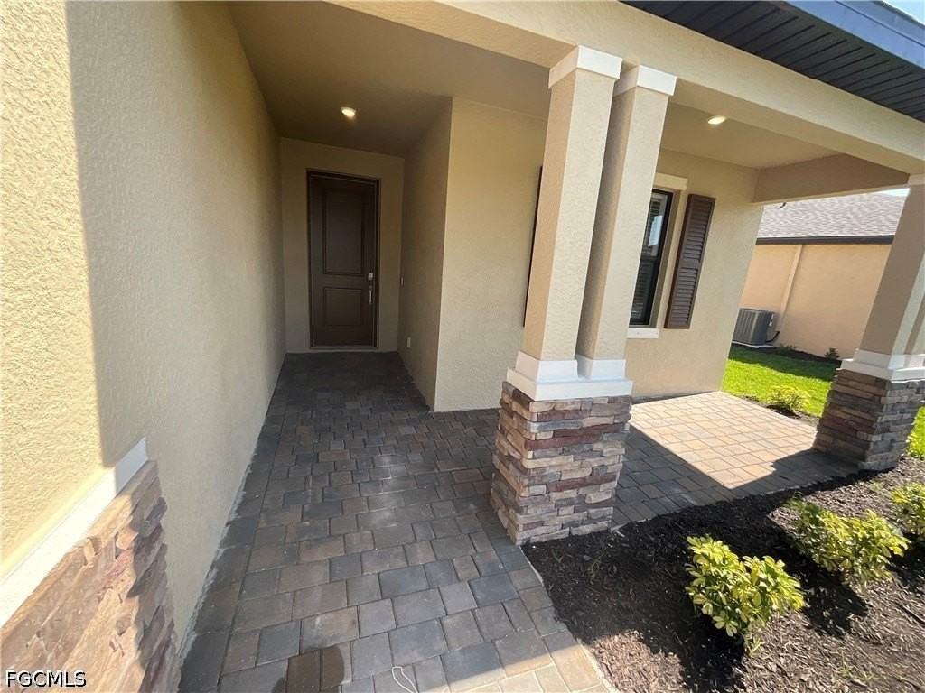 14570 Palamos Cir - Photo 2 of 33