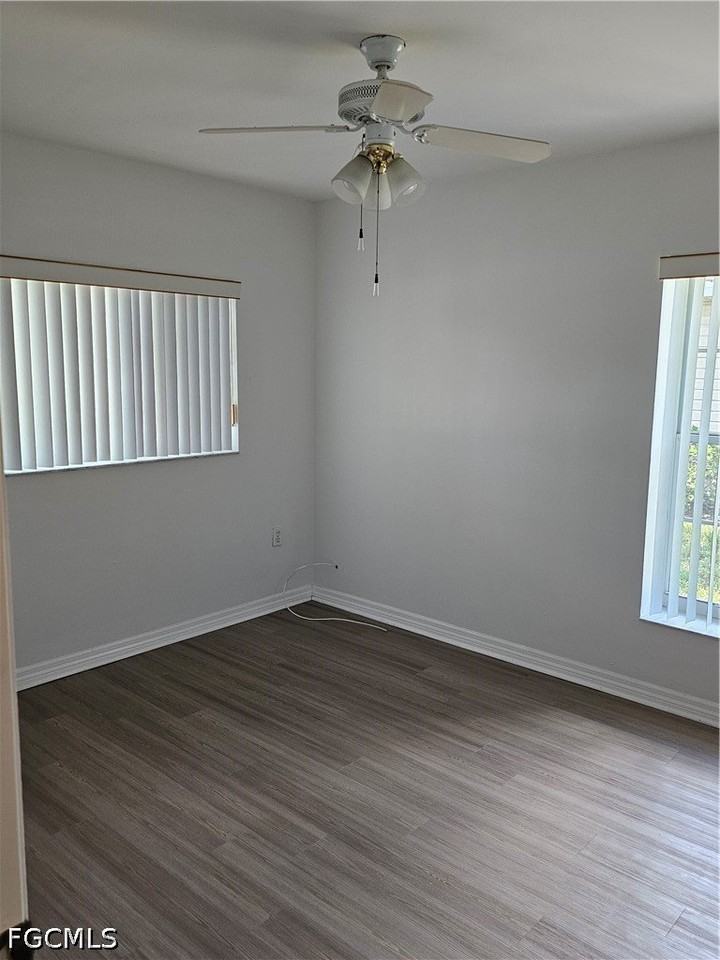 5337 Glenlivet Rd - Photo 4 of 18