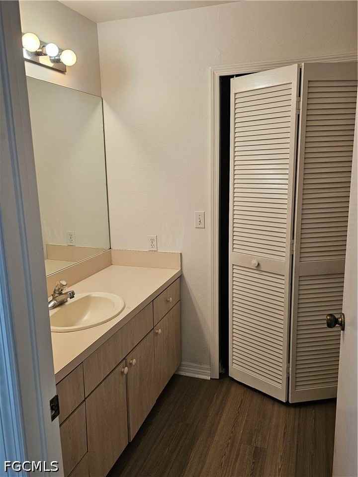 5337 Glenlivet Rd - Photo 5 of 18