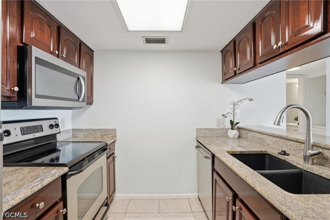 2885 Palm Beach Blvd #301 - Photo 5 of 21