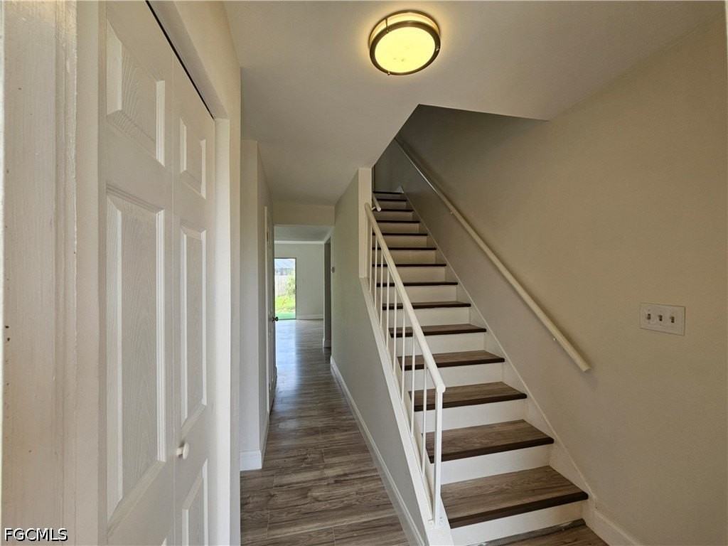 864 Courtington Ln #12 - Photo 4 of 22