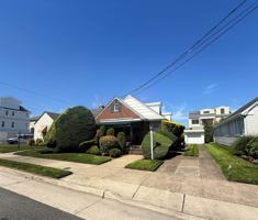 featured image of 33 N Gladstone Ave