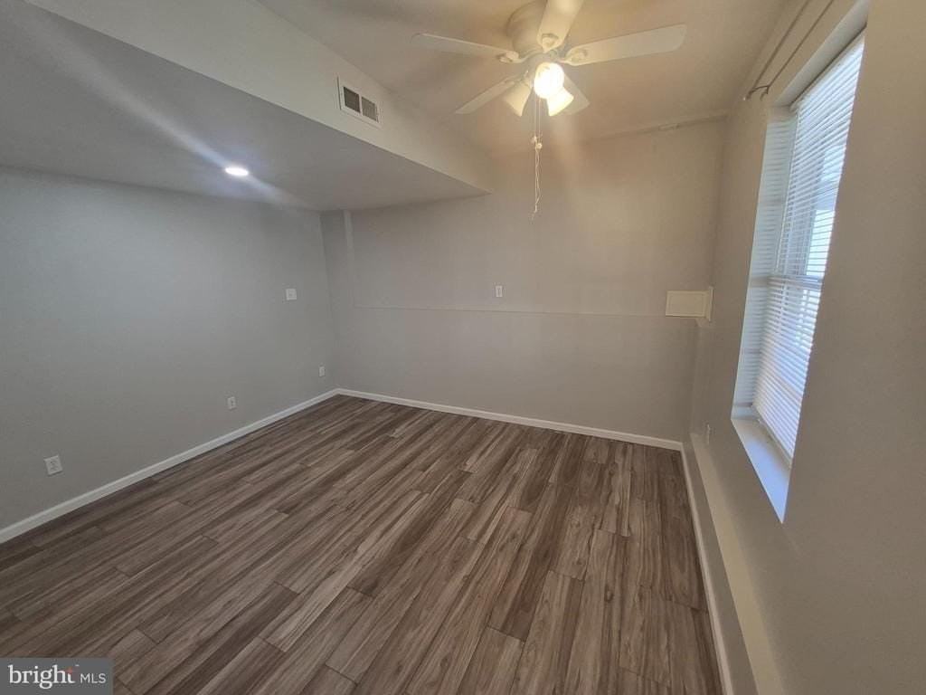1211 Nottingham Rd - Photo 7 of 13