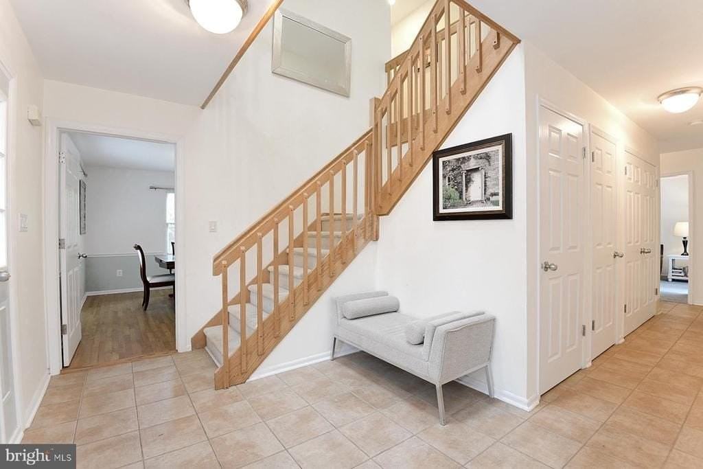 106 Washington Rd - Photo 2 of 21