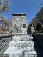 featured image of 4359 Fleming St