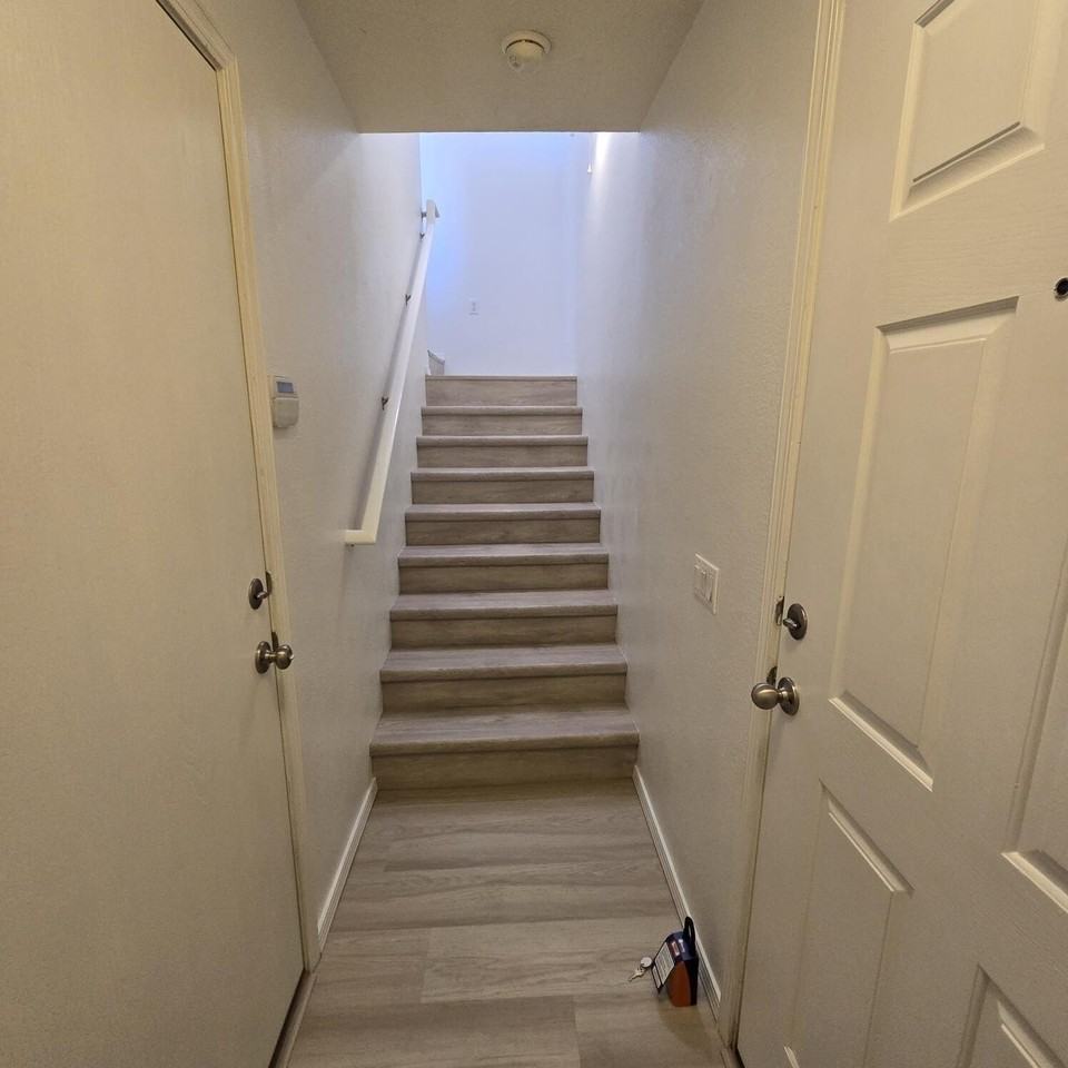 601 Menaul Blvd Ne #4406 - Photo 3 of 29