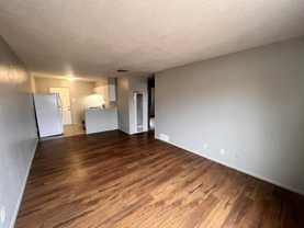 423 Dallas St Se #A - Photo 1 of 1