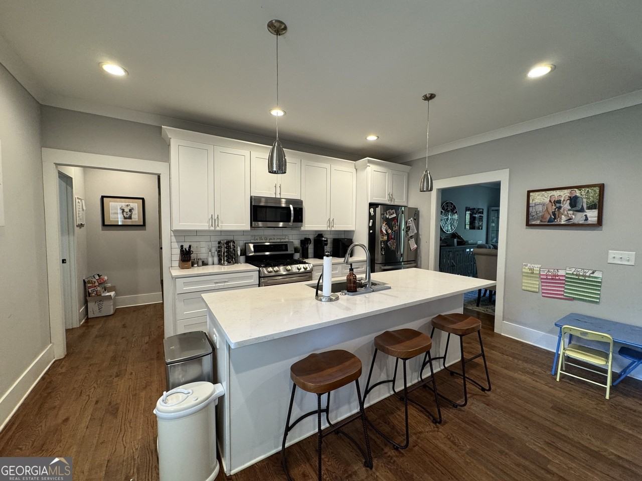 859A East Ave #A - Photo 3 of 10