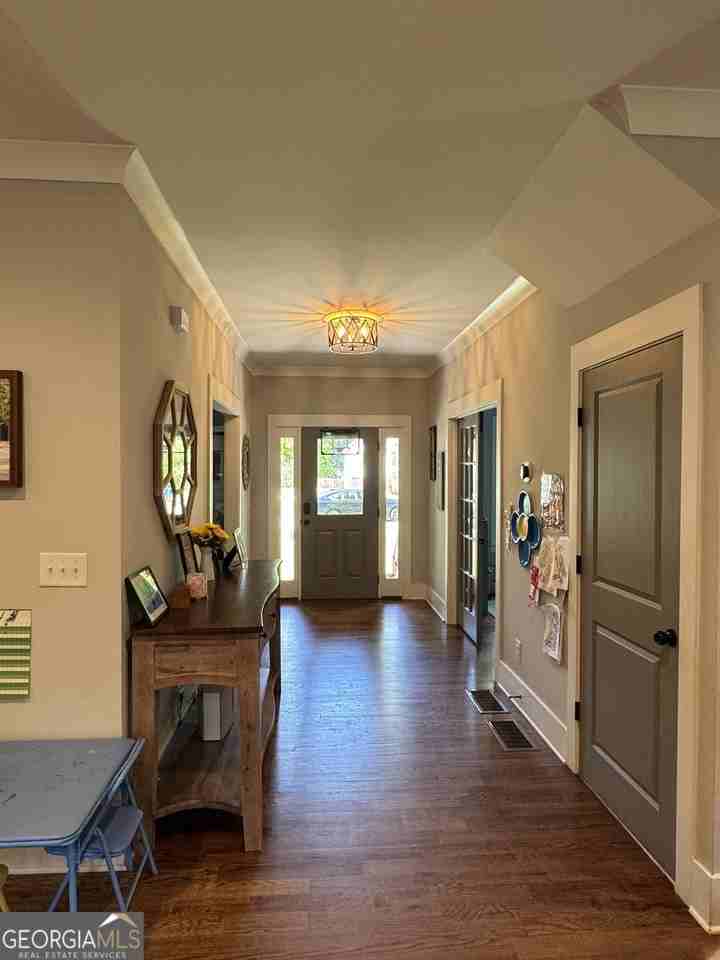 859A East Ave #A - Photo 4 of 10