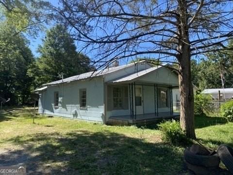 205 Auburn Ave - Photo 3 of 9