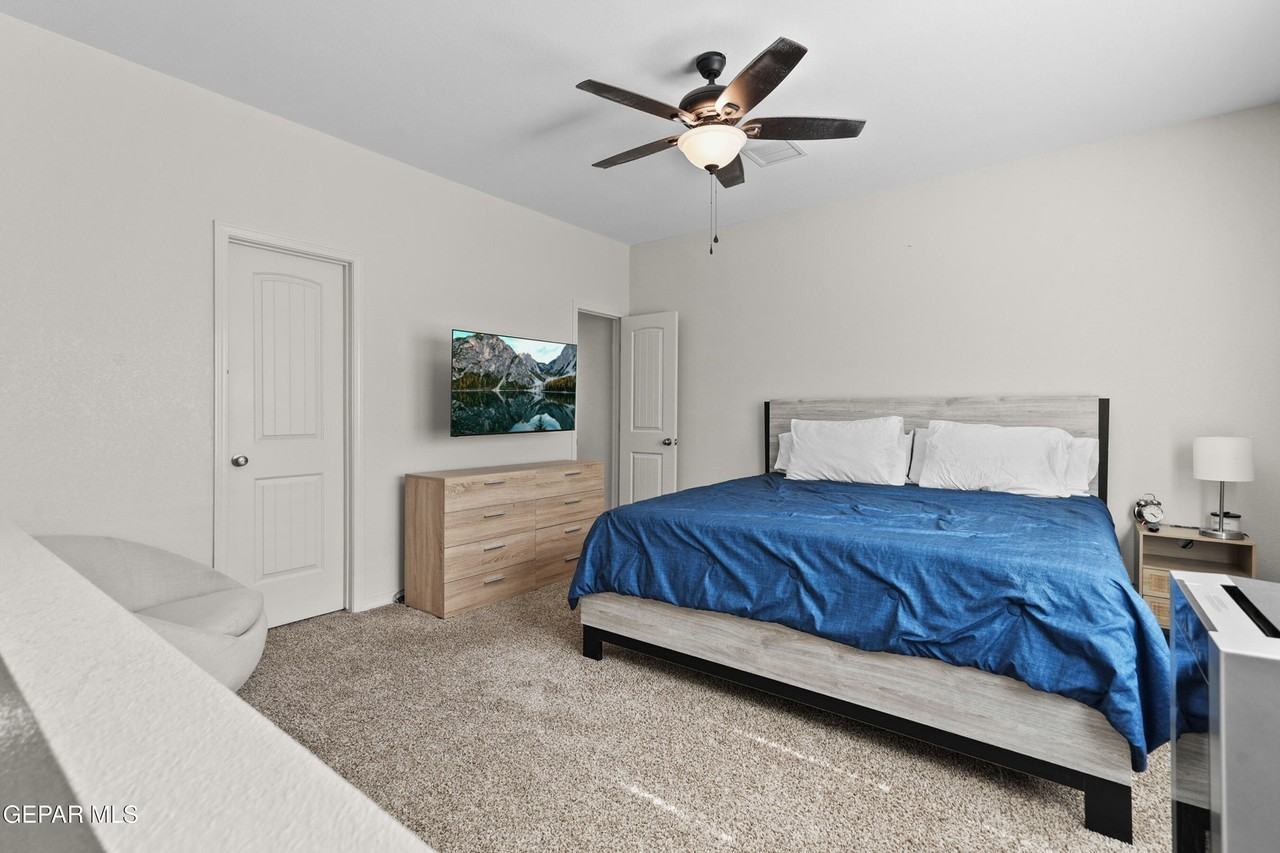 13920 Loreina Luz Ave - Photo 7 of 32