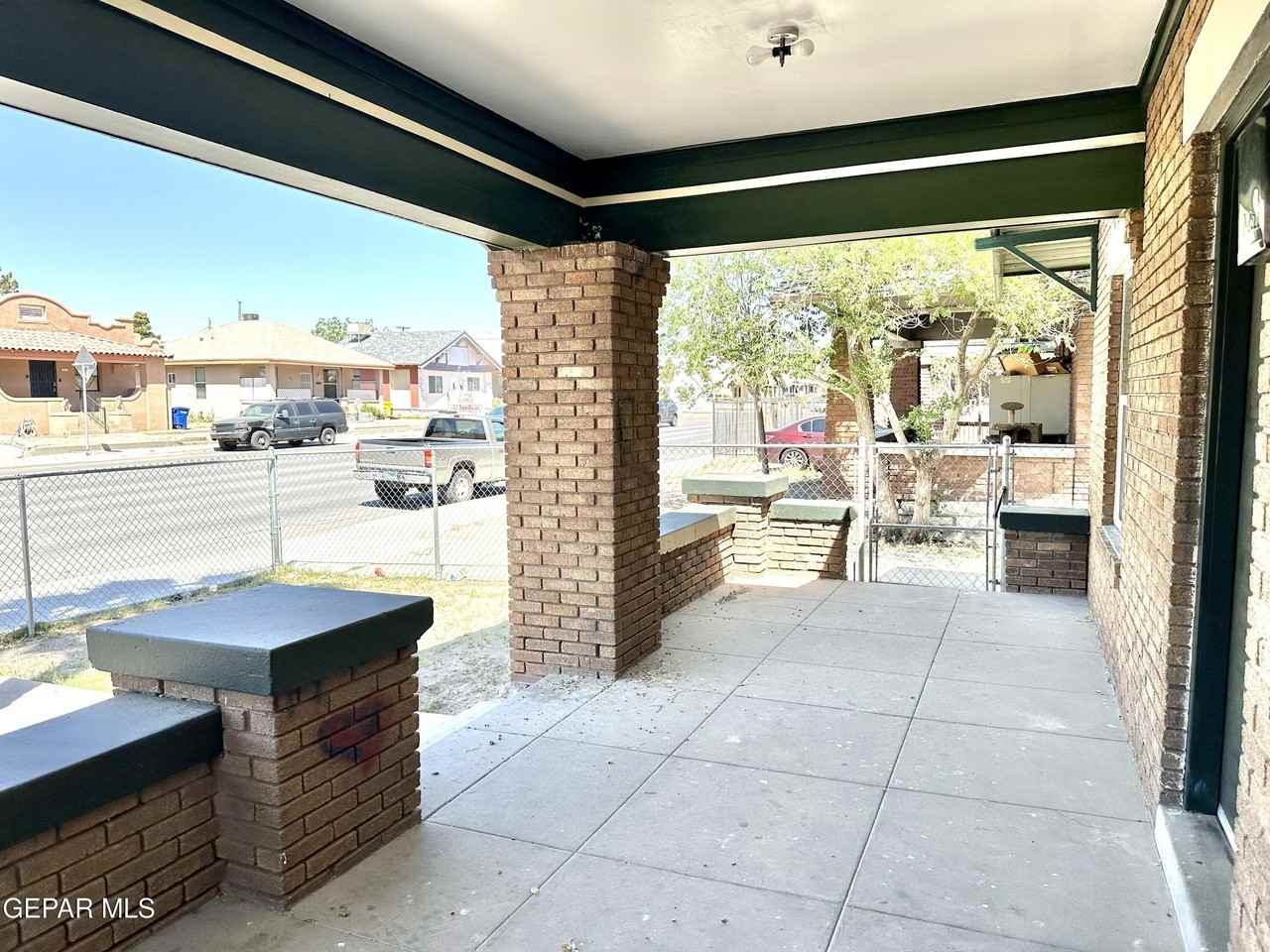 3312 Montana Ave - Photo 3 of 21