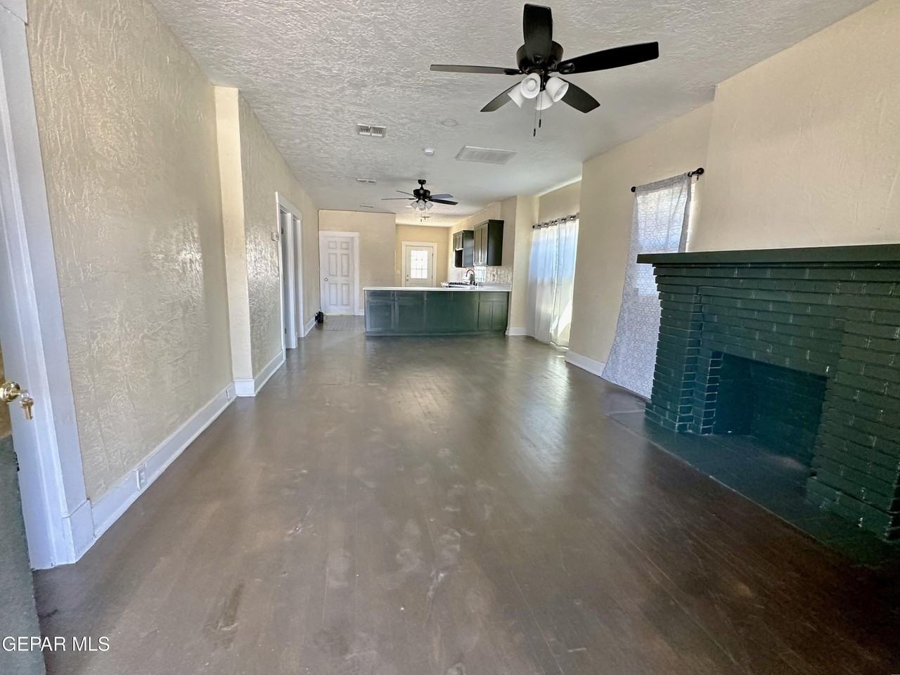 3312 Montana Ave - Photo 4 of 21
