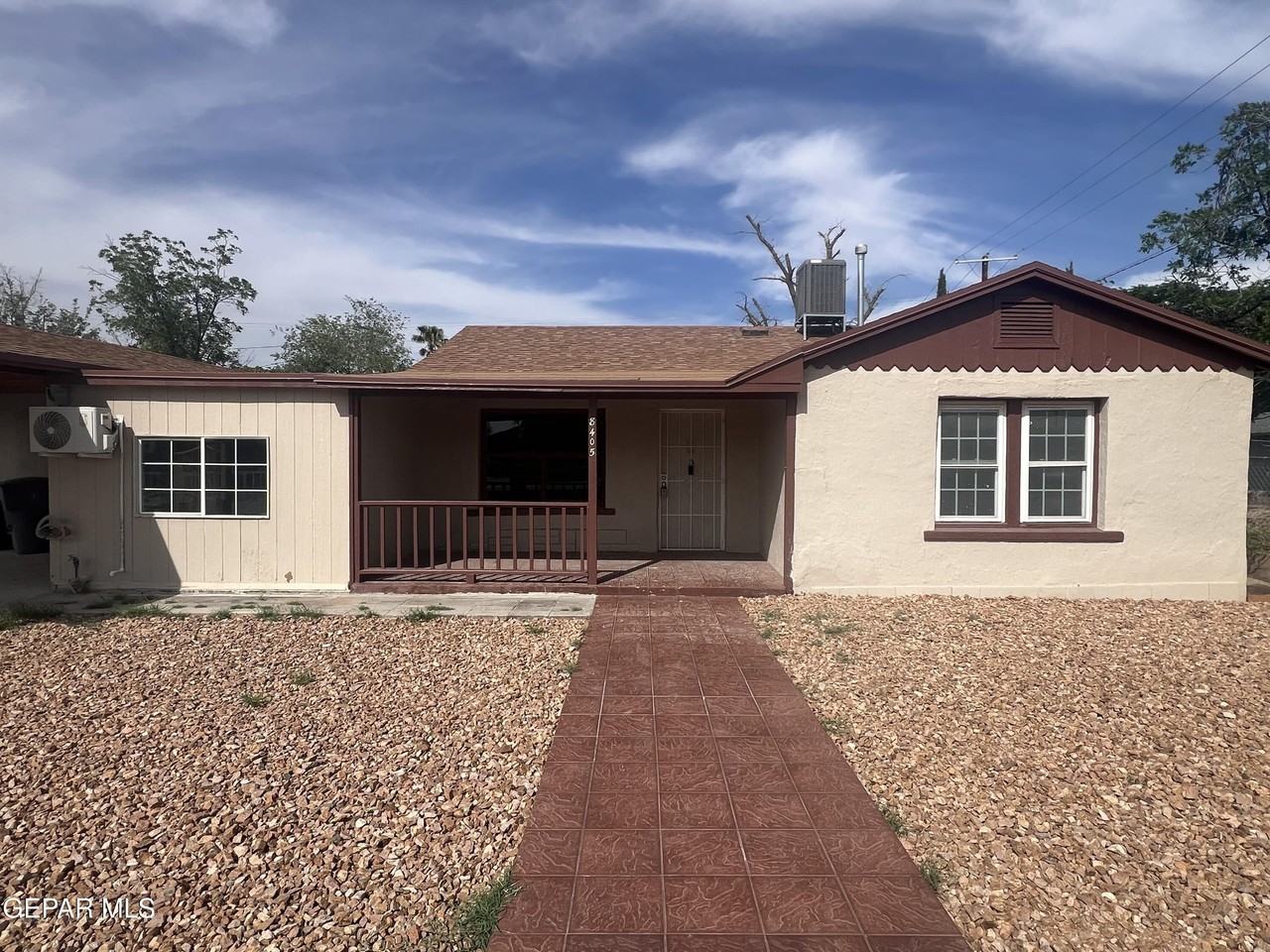 8405 Pinon St - Photo 2 of 23