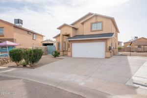 featured image of 7041 Falling Leaf Cir
