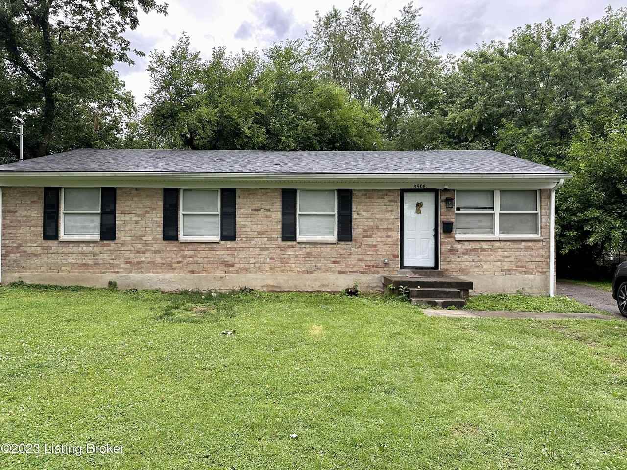 8908 Bluebell Dr - Photo 2 of 9
