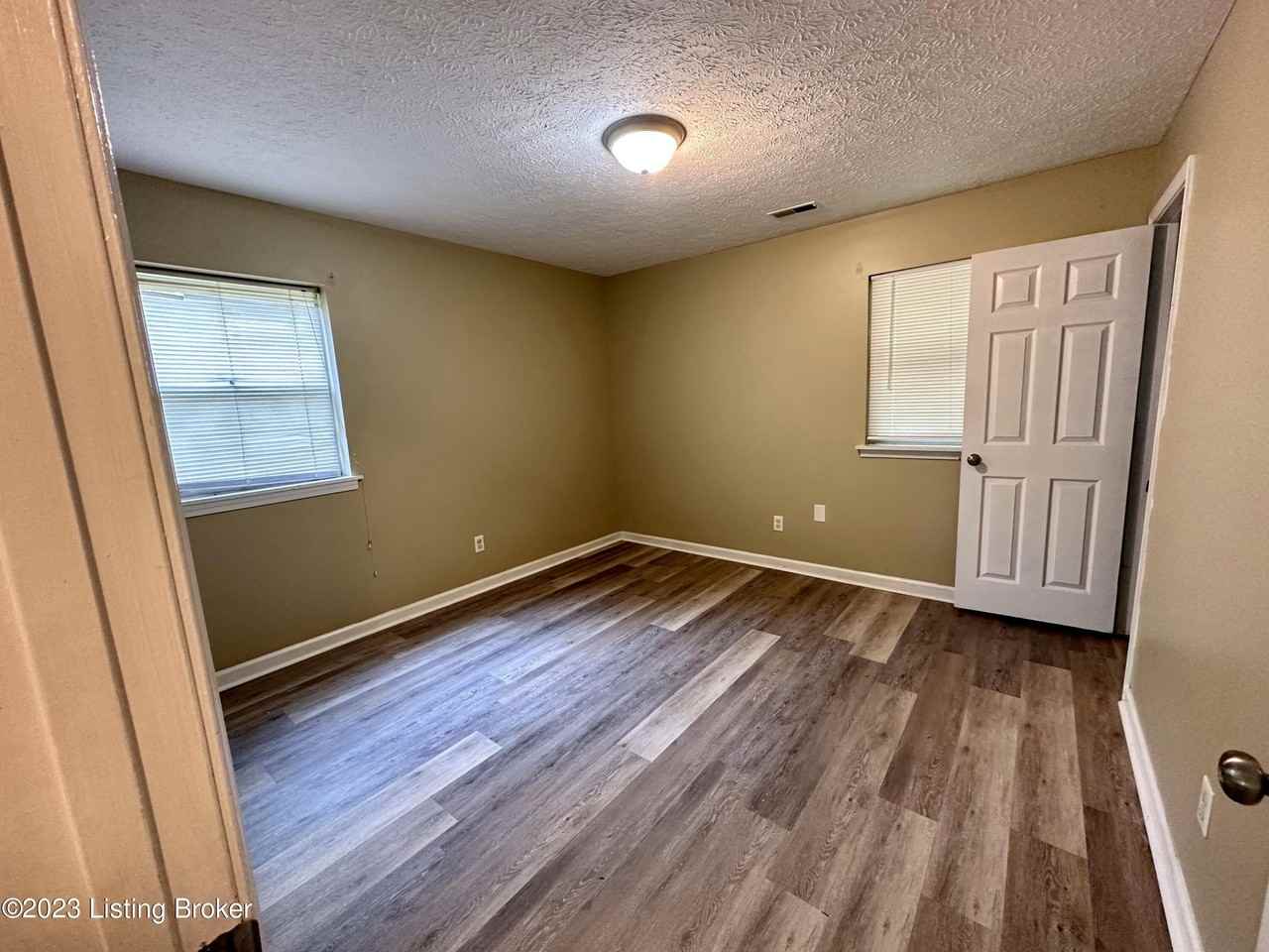 8908 Bluebell Dr - Photo 5 of 9