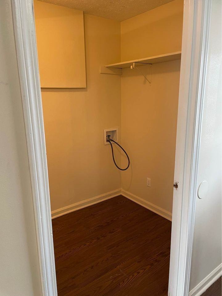 120 Alycia Drive - Photo 3 of 10