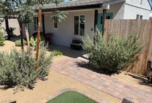 1065A Franklin Ave - Photo 1 of 1