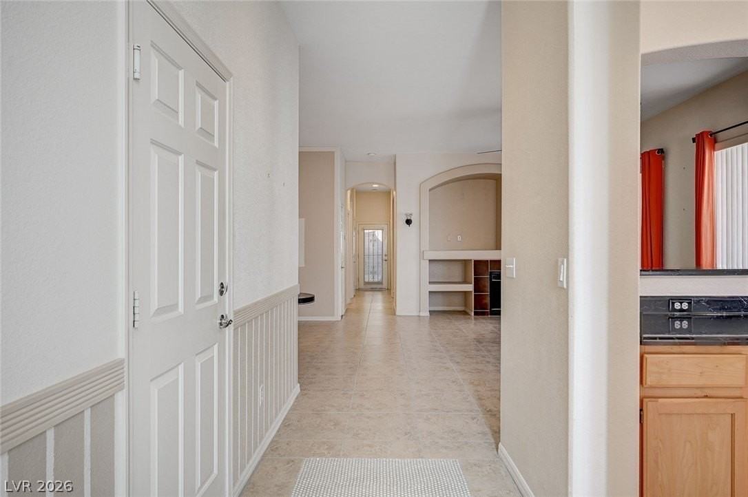9197 Grey Pebble Ct - Photo 4 of 50