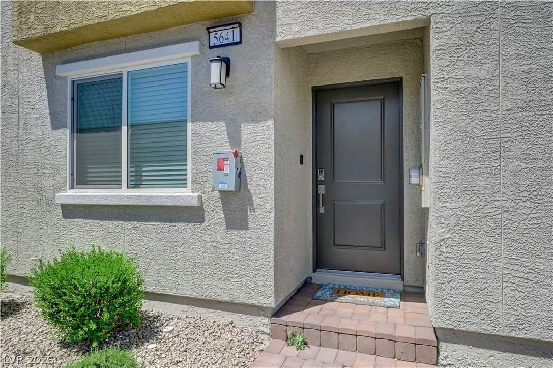 5641 Fathom Blue St - Photo 5 of 35