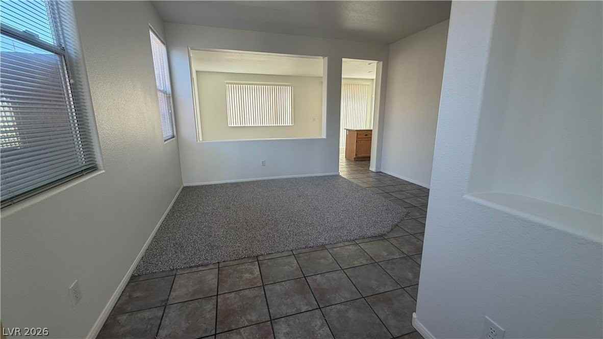 2424 Predera Ave - Photo 4 of 46