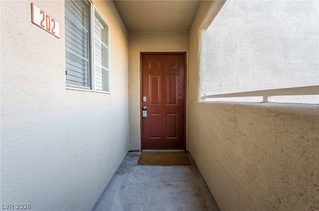 1908 Villa Palms Ct #202 - Photo 5 of 33